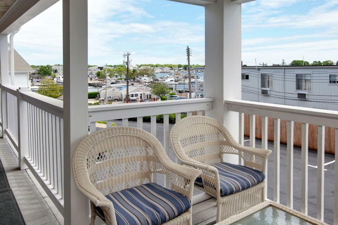 Cape Cod Harbor House Motel 2*