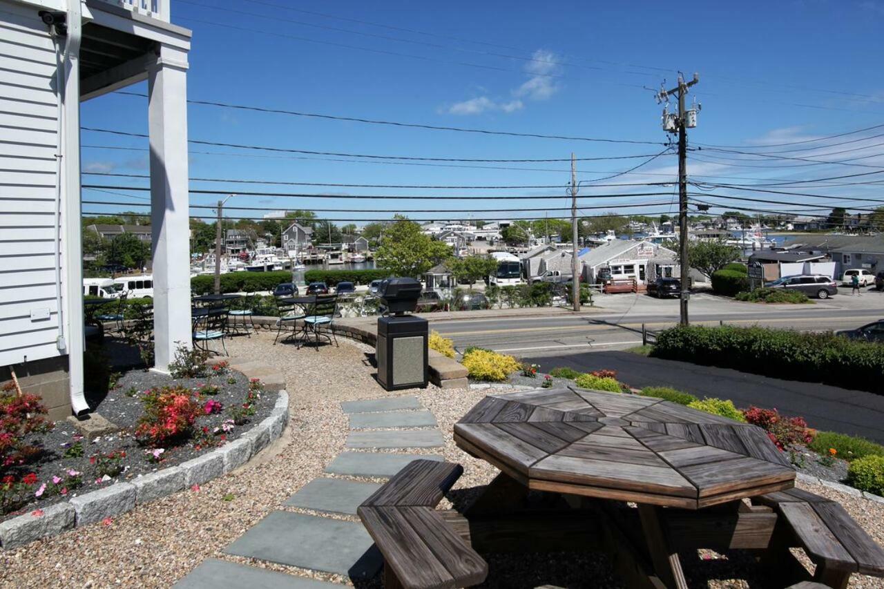 Cape Cod Harbor House Motel